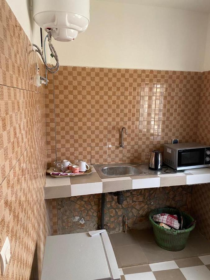 Studio Meuble 1 A Ouakam Comico Dakar Ngoại thất bức ảnh
